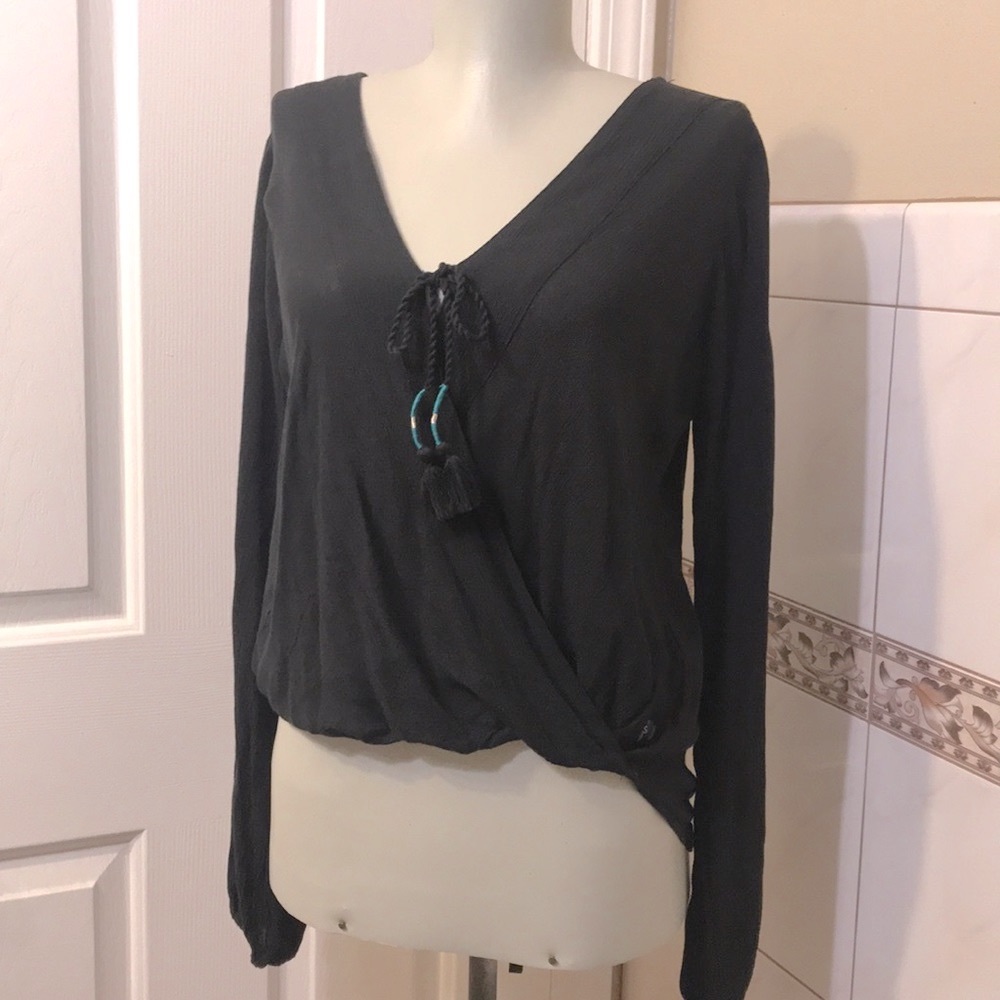 HOLLISTER Faux wrap Boho High low chiffon top